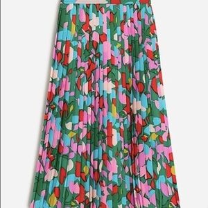 J. Crew pleated midi floral skirt in Size 00
